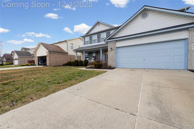 17224 Michigan Heights Drive, Brownstown Charter Township, MI 48174