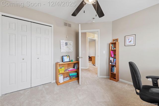 17224 Michigan Heights Drive, Brownstown Charter Township, MI 48174