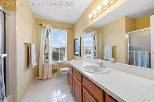 17224 Michigan Heights Drive, Brownstown Charter Township, MI 48174