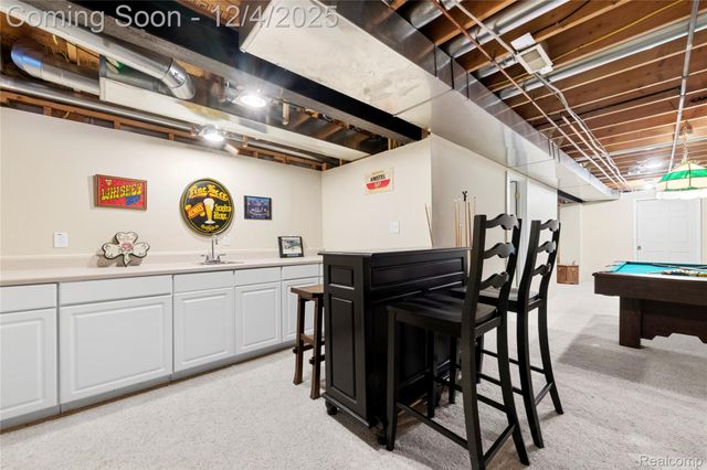 17224 Michigan Heights Drive, Brownstown Charter Township, MI 48174