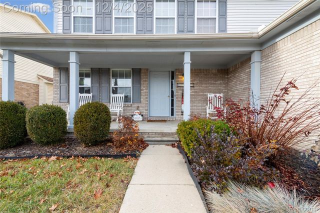 17224 Michigan Heights Drive, Brownstown Charter Township, MI 48174