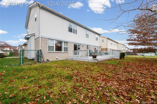 17224 Michigan Heights Drive, Brownstown Charter Township, MI 48174