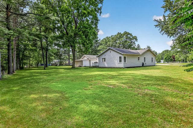 4945 Wilcox Street, Montague, MI 49437