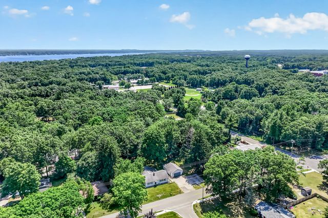 4945 Wilcox Street, Montague, MI 49437