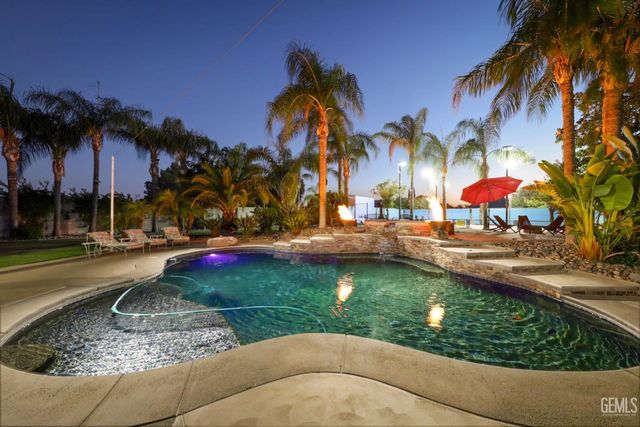3849 Jenkins Road, Bakersfield, CA 93314