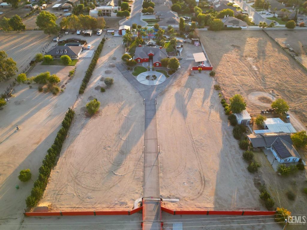 3849 Jenkins Road, Bakersfield, CA 93314