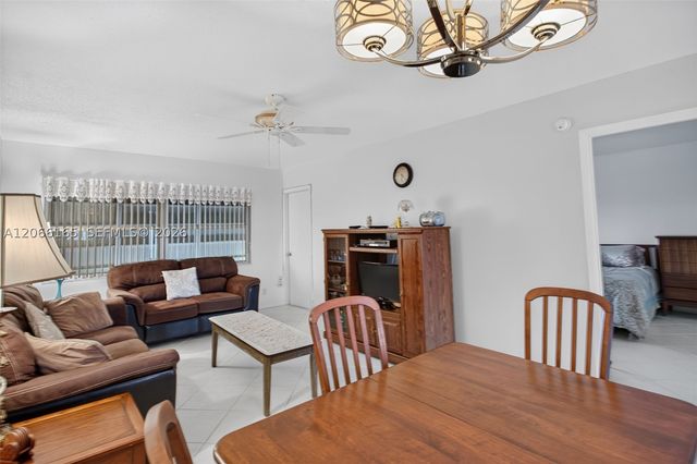 4299 NW 16th St 210, Lauderhill, FL 33313