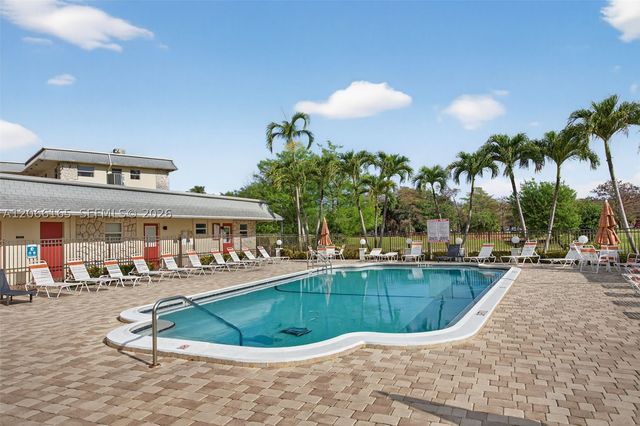 4299 NW 16th St 210, Lauderhill, FL 33313