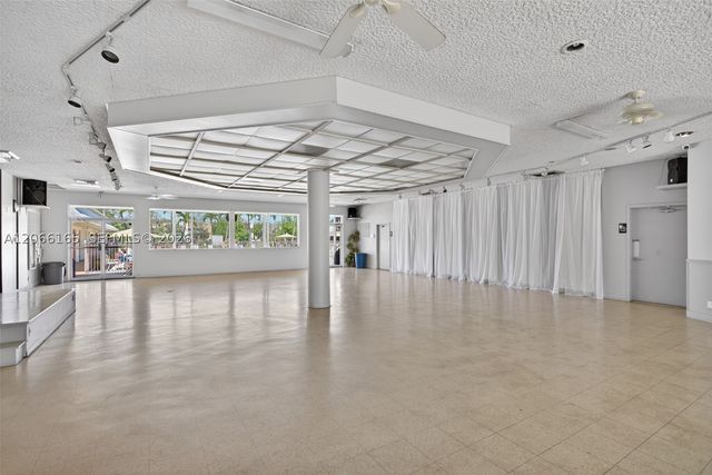 4299 NW 16th St 210, Lauderhill, FL 33313