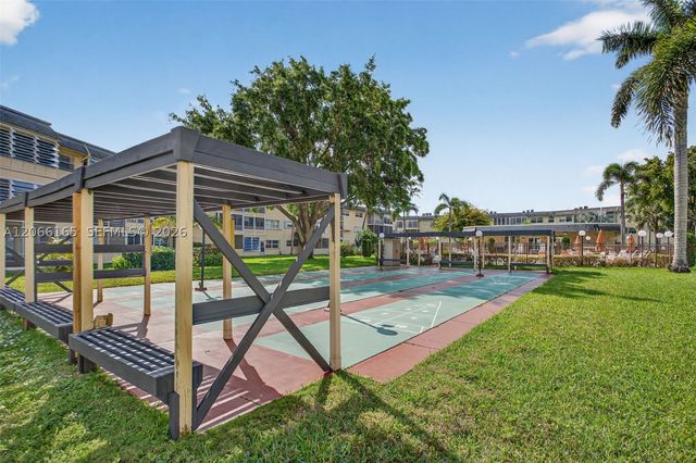 4299 NW 16th St 210, Lauderhill, FL 33313