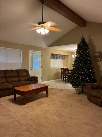 6422 Fm 50, Brenham, TX 77833