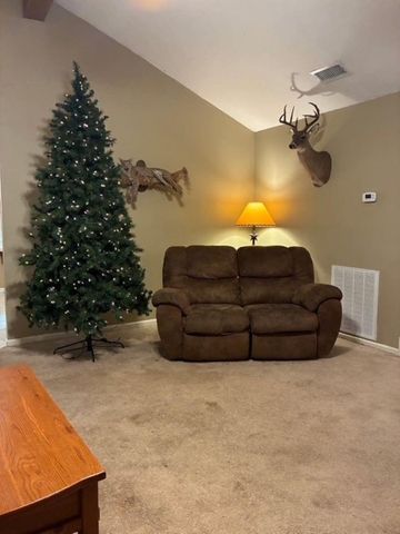 6422 Fm 50, Brenham, TX 77833