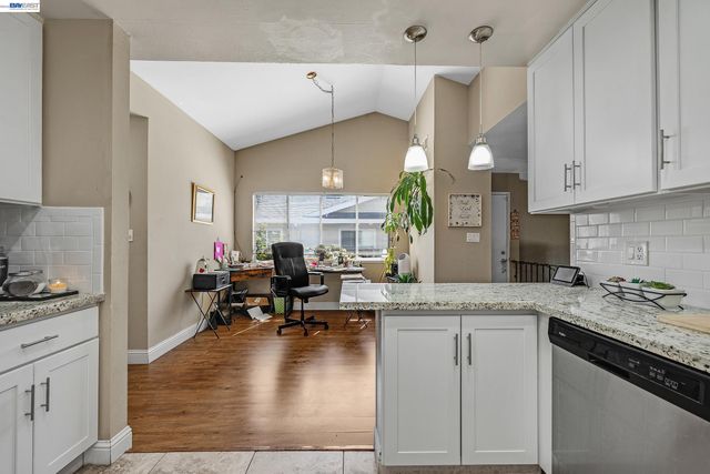 30236 Vanderbilt St, Hayward, CA 94544