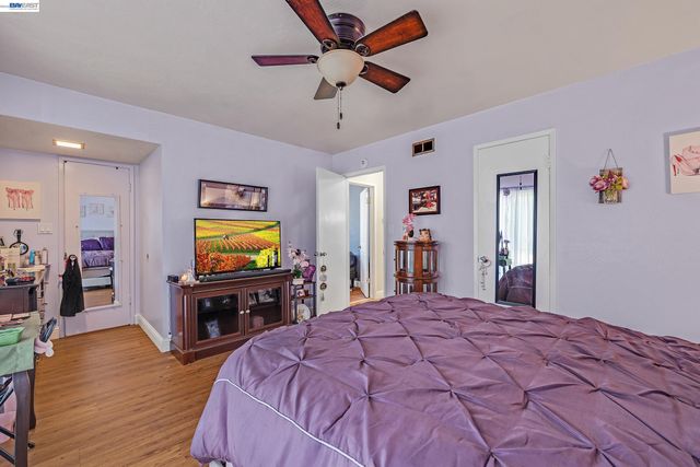 30236 Vanderbilt St, Hayward, CA 94544