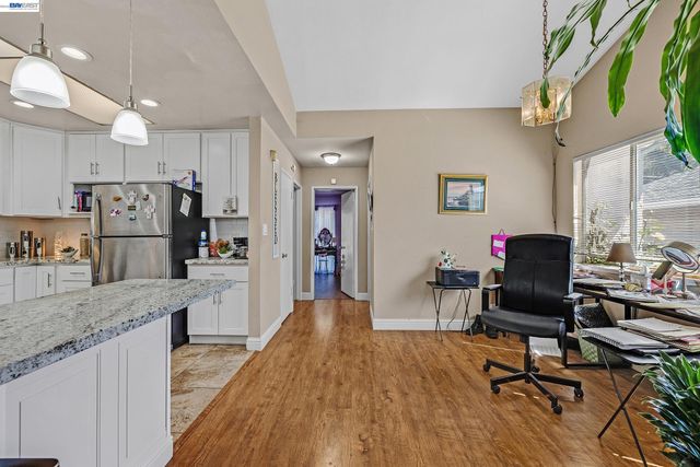 30236 Vanderbilt St, Hayward, CA 94544