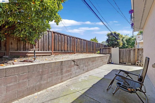 30236 Vanderbilt St, Hayward, CA 94544