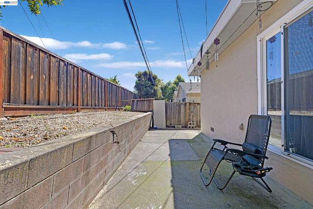 30236 Vanderbilt St, Hayward, CA 94544