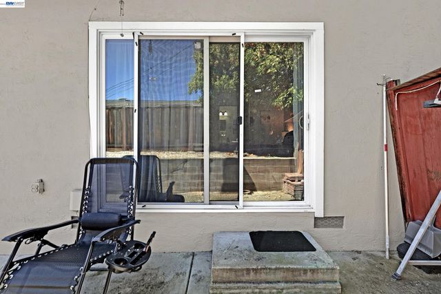 30236 Vanderbilt St, Hayward, CA 94544