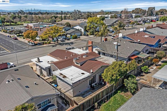 30236 Vanderbilt St, Hayward, CA 94544
