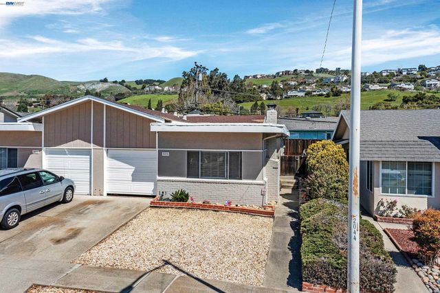 30236 Vanderbilt St, Hayward, CA 94544