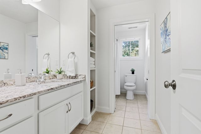 1 Martha Ln, Acton, MA 01720