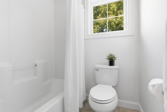 1 Martha Ln, Acton, MA 01720