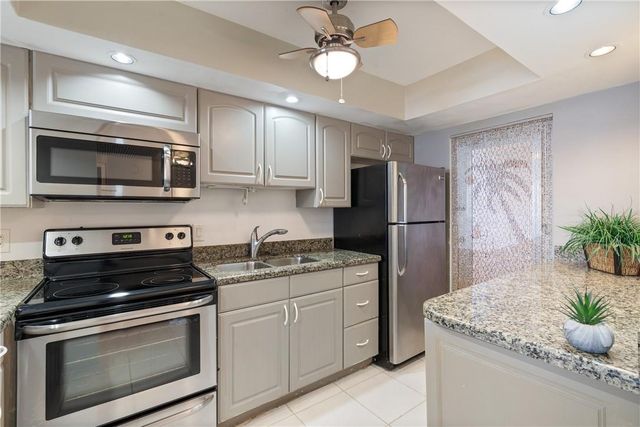 4500 N Federal Highway 150F, Lighthouse Point, FL 33064