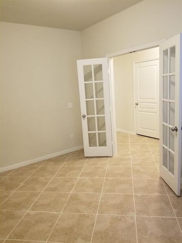 14103 Mystic Shores Lane, Houston, TX 77048