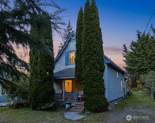 803 W Hazel Street, Mount Vernon, WA 98273