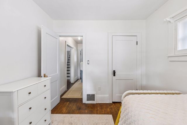 1679 Bayard Avenue, Saint Paul, MN 55116