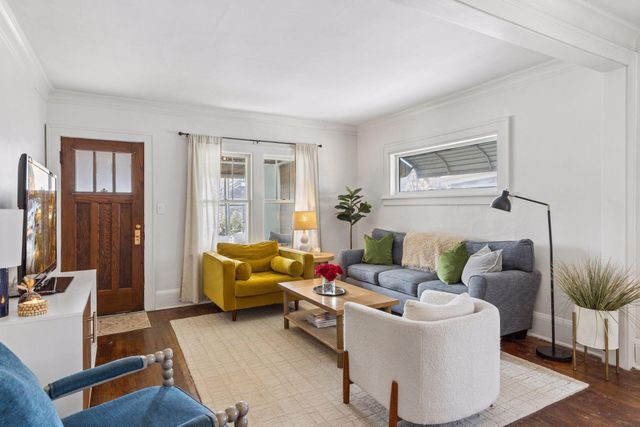 1679 Bayard Avenue, Saint Paul, MN 55116