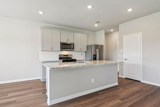 2015 Carriage Court, Seagoville, TX 75159