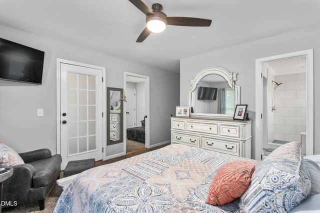 103 Somerset Court, Mebane, NC 27302