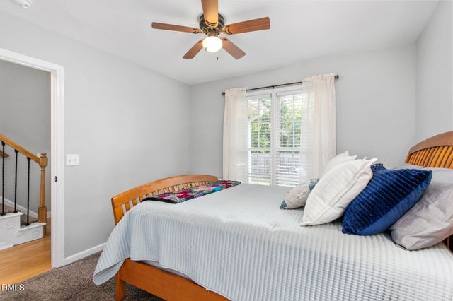 103 Somerset Court, Mebane, NC 27302
