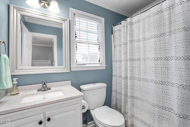 103 Somerset Court, Mebane, NC 27302