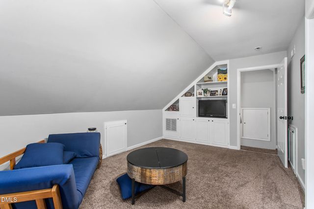 103 Somerset Court, Mebane, NC 27302