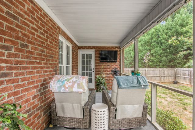 103 Somerset Court, Mebane, NC 27302