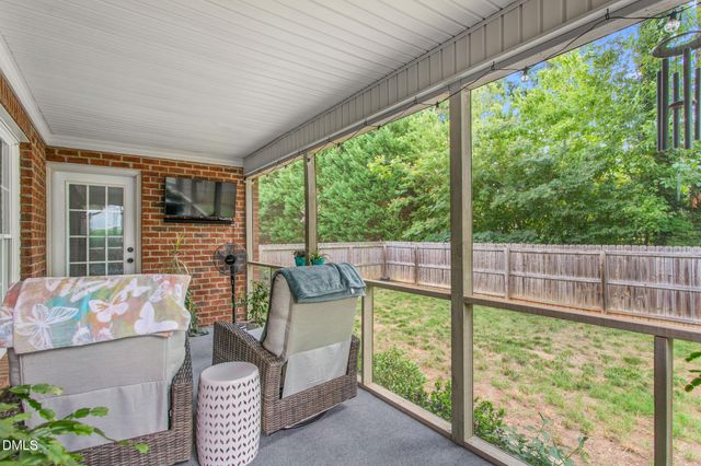 103 Somerset Court, Mebane, NC 27302