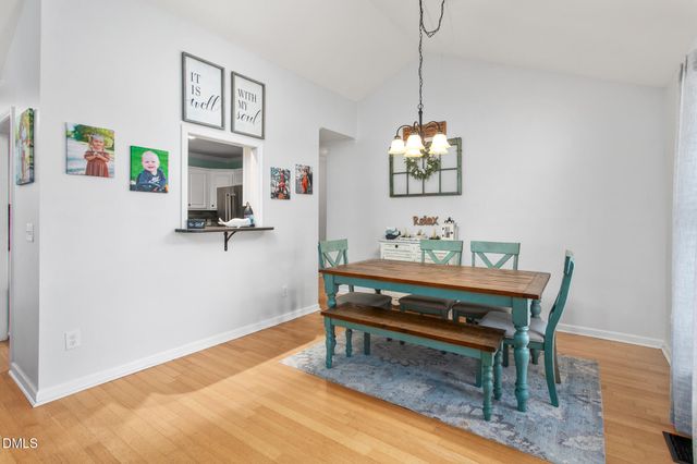103 Somerset Court, Mebane, NC 27302