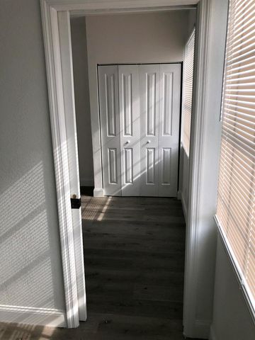 1462 40TH Street Back, West Palm Beach, FL 33407