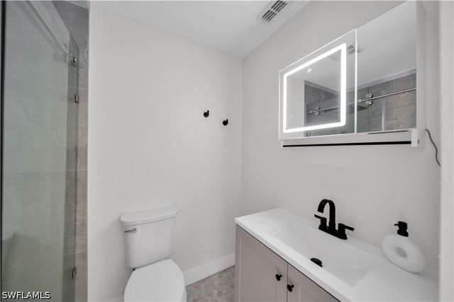 17305 Timber Oak LN, Fort Myers, FL 33908
