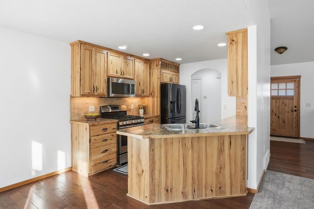 1031 N High Desert Dr, Deer Park, WA 99006