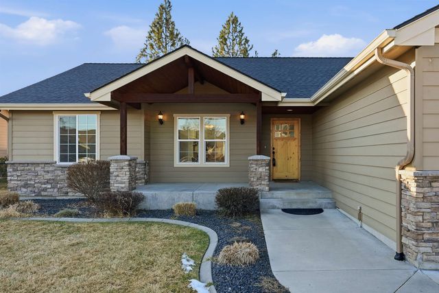 1031 N High Desert Dr, Deer Park, WA 99006