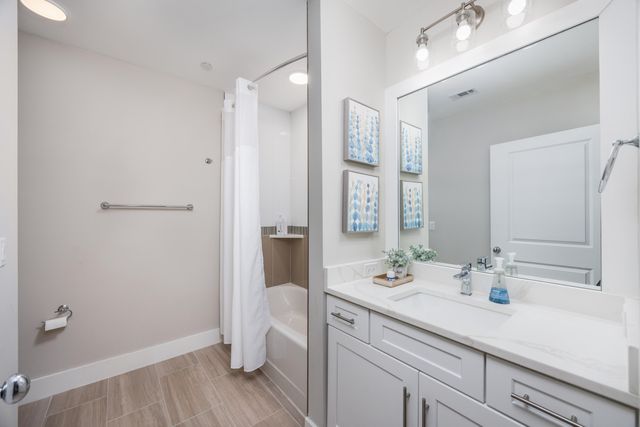 204 Henderson Resort Way 3101, Destin, FL 32541