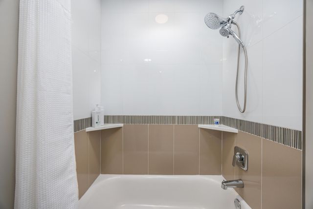 204 Henderson Resort Way 3101, Destin, FL 32541