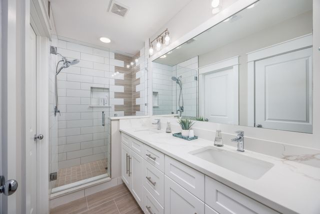 204 Henderson Resort Way 3101, Destin, FL 32541