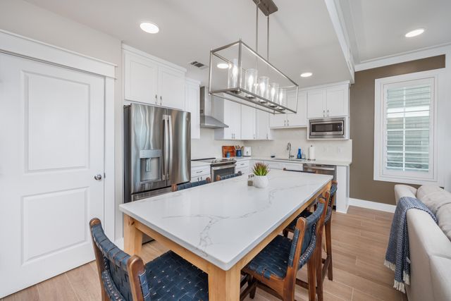 204 Henderson Resort Way 3101, Destin, FL 32541