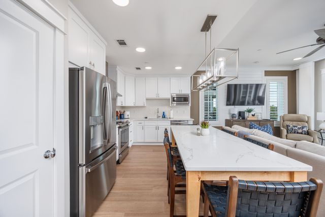 204 Henderson Resort Way 3101, Destin, FL 32541