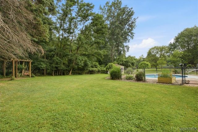 7365 Milestrip Road, Orchard Park, NY 14127