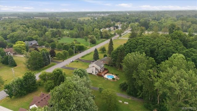 7365 Milestrip Road, Orchard Park, NY 14127